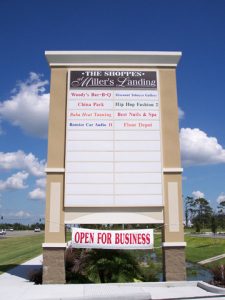 Custom large pylon tenant signs